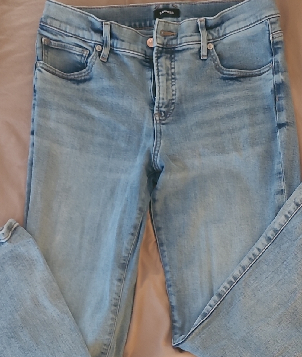 Express Light Wash Women's Flare Jeans